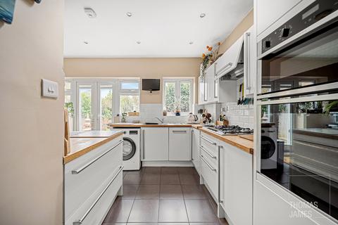 undefined, Edenbridge Road, Enfield, EN1
