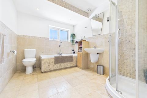 1 bedroom semi-detached house to rent, Shortwood Road, Pucklechurch BS16