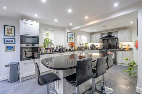 5 bedroom detached house for sale, Bowling Green Road, Stourbridge, DY8 3TT