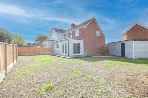 3 bedroom semi-detached house for sale, Claypits Road, Boreham, Chelmsford