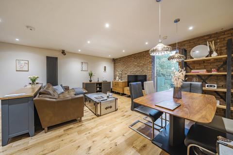 2 bedroom apartment for sale, Bermondsey Square, London