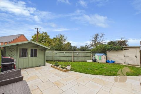 3 bedroom detached house for sale, Market Close, Elmstead