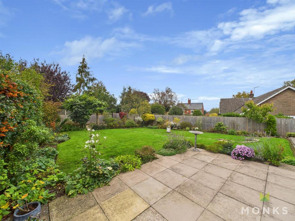 CAM01520 G0-PR0283-STILL008.jpg