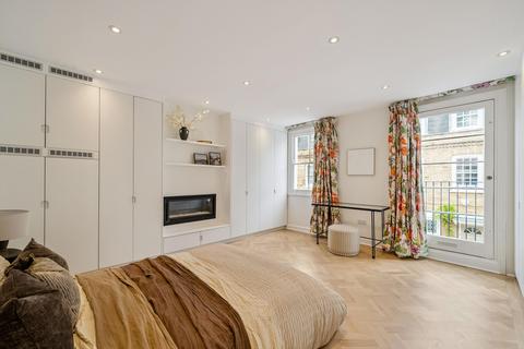 3 bedroom terraced house for sale, Coleherne Mews, London, SW10