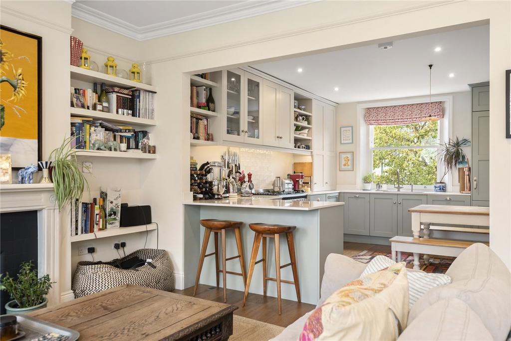 Kitchen/Reception
