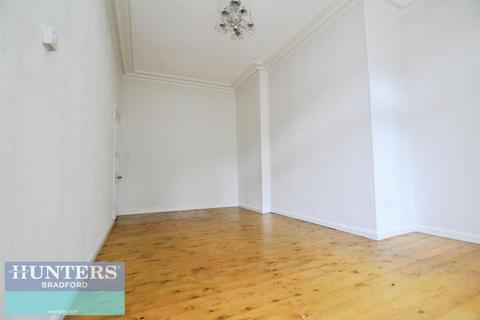 Studio to rent, Chellow Grange, Chellow Lane, Bradford, BD9