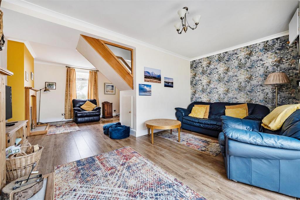 Living/dining room