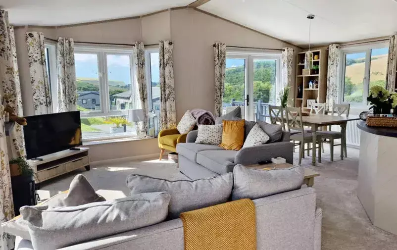 Img 20240814 Wa0010 Edit Resized 802x505 F50 50