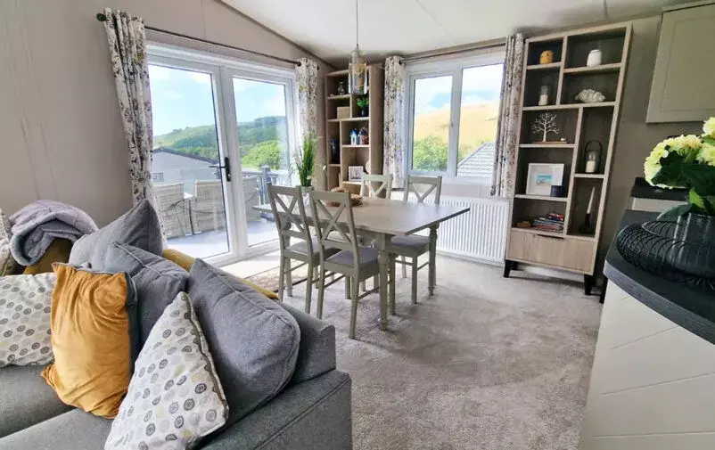 Img 20240814 Wa0015 Edit Resized 802x505 F50 50