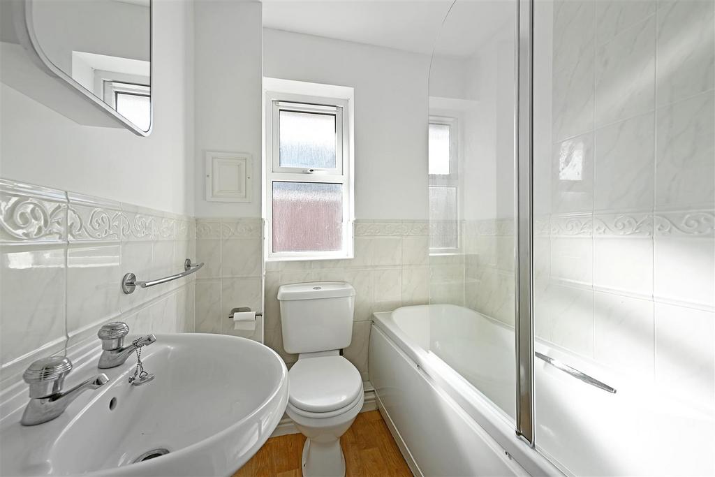 Upstairs Bathroom.jpg