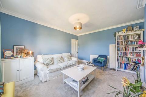 2 bedroom flat for sale, Aristotle Road, London SW4