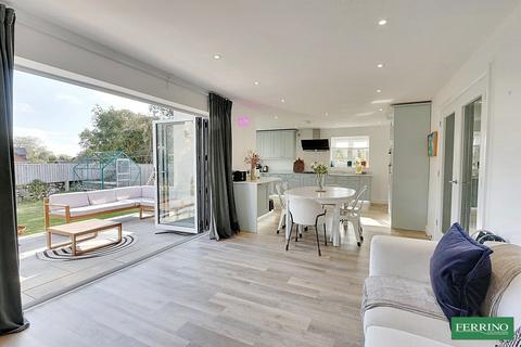 undefined, (4 Bed & 2 En-Suite), Beachley Road, Tutshill, Chepstow, Monmouthshire. NP16 7DJ