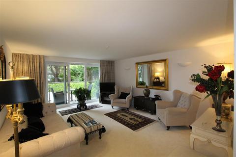undefined, New Road, Ferndown