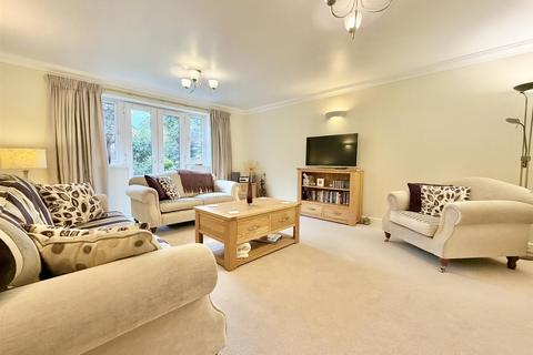 undefined, Fairby Close, Tiverton EX16