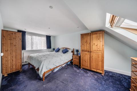 undefined, Carlyon Avenue, Harrow