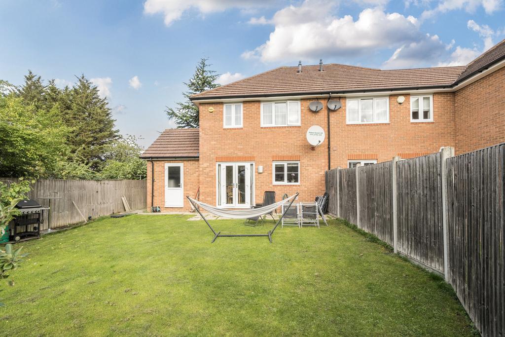 1358698-3-68d3b40...