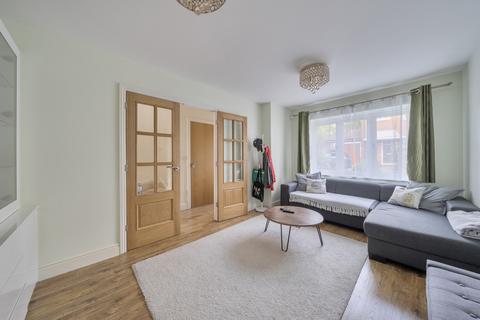 undefined, Hadleigh Close, Harrow