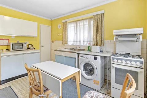 undefined, Manor Park Road, Hailsham