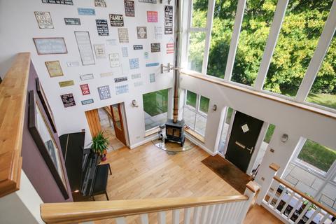 undefined, Imberhorne Lane, East Grinstead, RH19