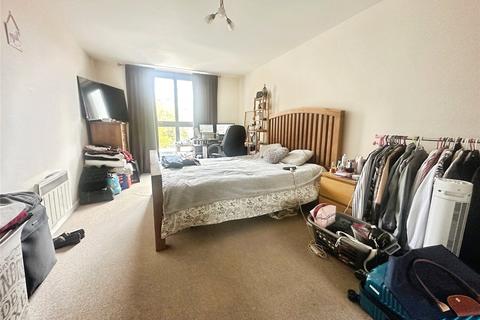1 bedroom apartment for sale, Riverside, Bishop's Stortford, Hertfordshire