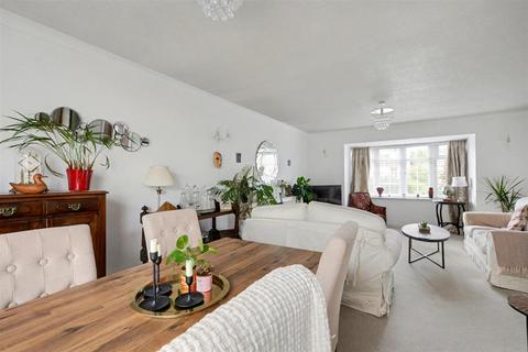 3 bedroom link detached house for sale, Northdown Drive, Beeston