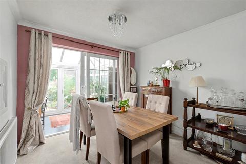 3 bedroom link detached house for sale, Northdown Drive, Beeston