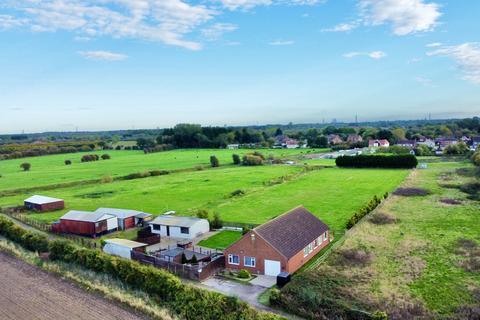 5 bedroom detached bungalow for sale, Barmston Lane, Woodmansey