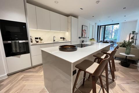 undefined, Cluny Mews, London, SW5