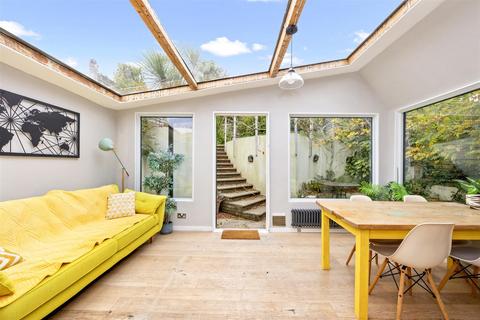 Woodbourne Avenue, Patcham, Brighton