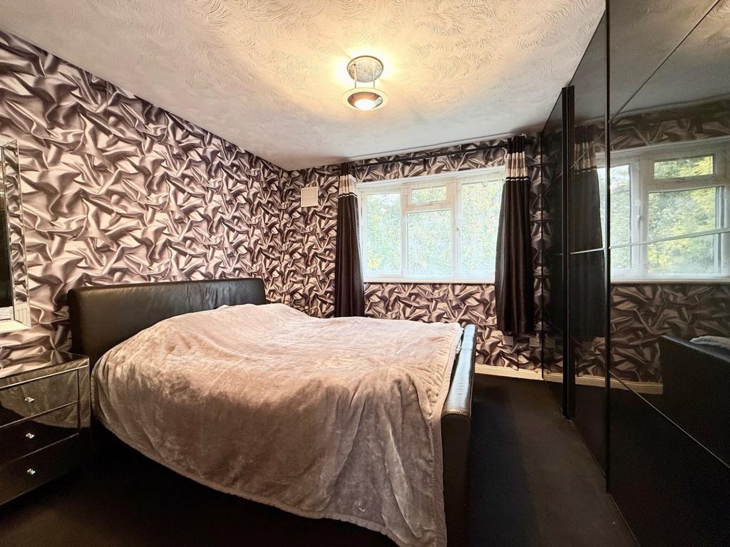 Bed 1