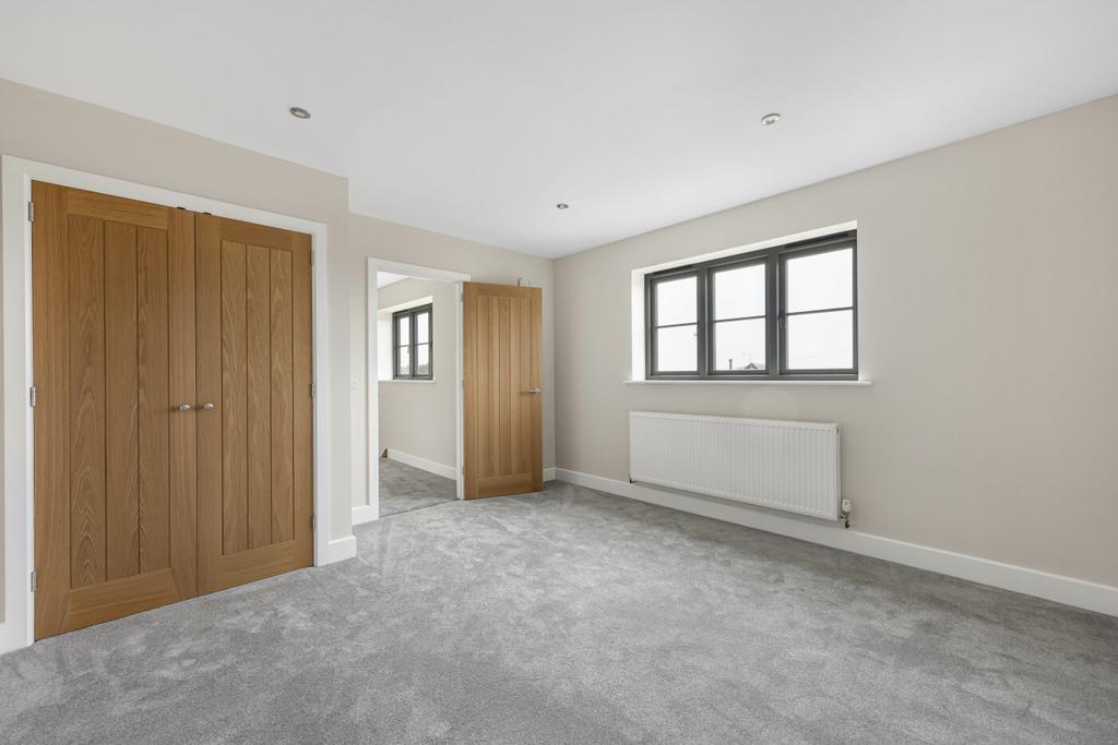 Principal bedroom