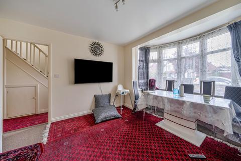 5 Walton Drive, Harrow, HA1 4XB