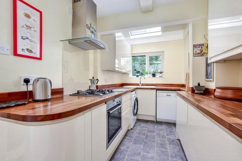 undefined, Oak Tree Close, Abbots Langley, WD5