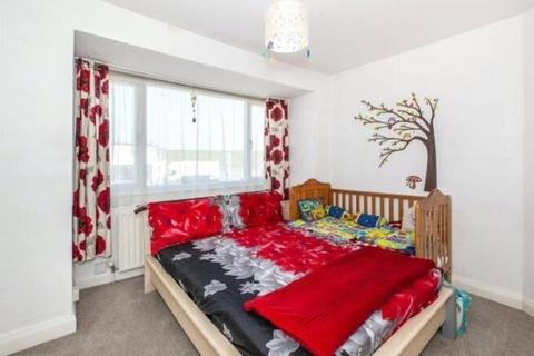 undefined, Staines upon Thames,  Surrey,  TW18