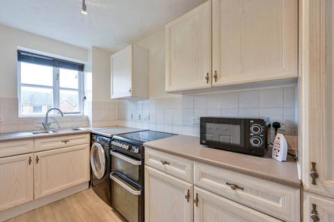 undefined, California Road, New Malden, KT3