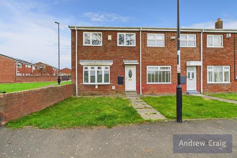 3 bedroom end of terrace house for sale, Totnes Close, Thorney Close