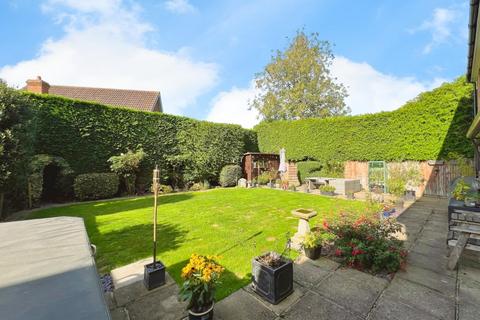 6 Collison Place, Tenterden, TN30 7BU