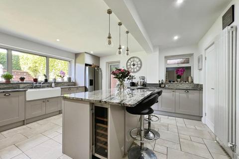 6 Collison Place, Tenterden, TN30 7BU