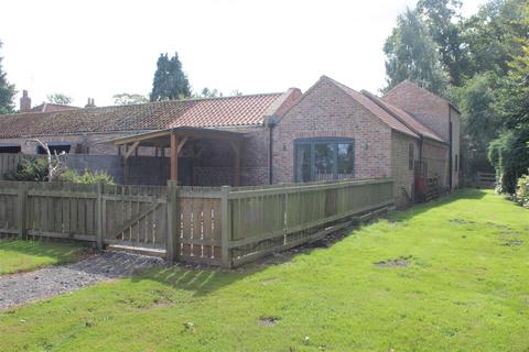 2 bedroom barn conversion to rent, Melbourne, York