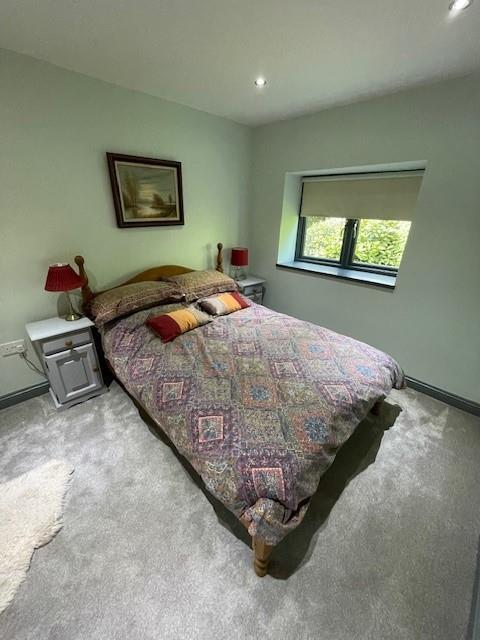 Bedroom 2 (2)
