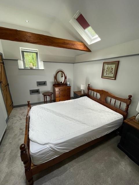 Master bedroom (2)