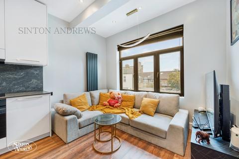 3 bedroom apartment for sale, Darwin Road, Ealing, W5