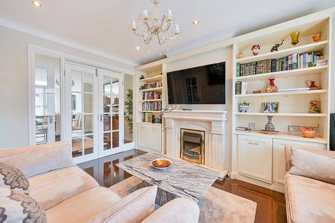 6 bedroom semi-detached house for sale, Wyresdale Crescent, Ealing, Greenford, UB6