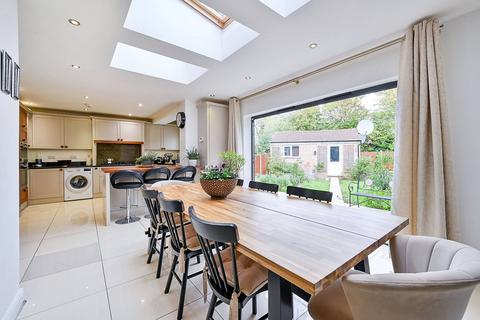undefined, Wyresdale Crescent, Ealing, Greenford, UB6