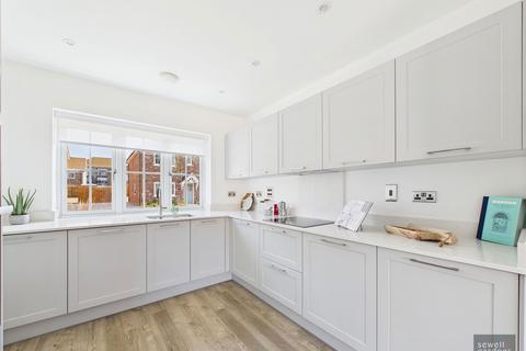 2 bedroom semi-detached house for sale, Little Green Lane,Croxley Green,Rickmansworth,WD3 3JJ