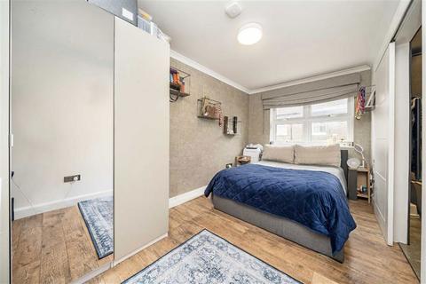 undefined, Burgos Grove, London SE10