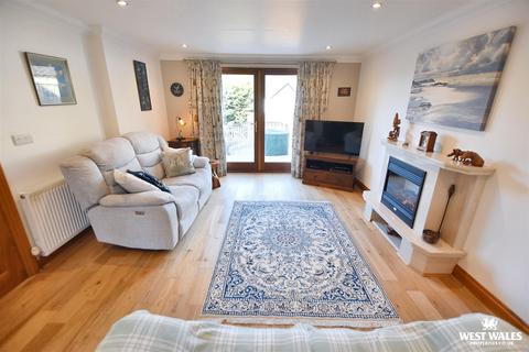 4 bedroom detached house for sale, Cosheston, Pembroke Dock