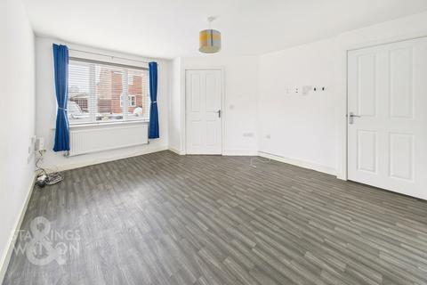 3 bedroom end of terrace house for sale, Harrier Way, Diss