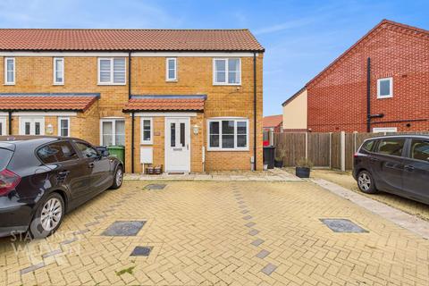 3 bedroom end of terrace house for sale, Harrier Way, Diss