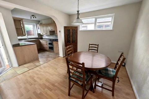 2 bedroom detached bungalow for sale, The Parkway, Canvey Island SS8